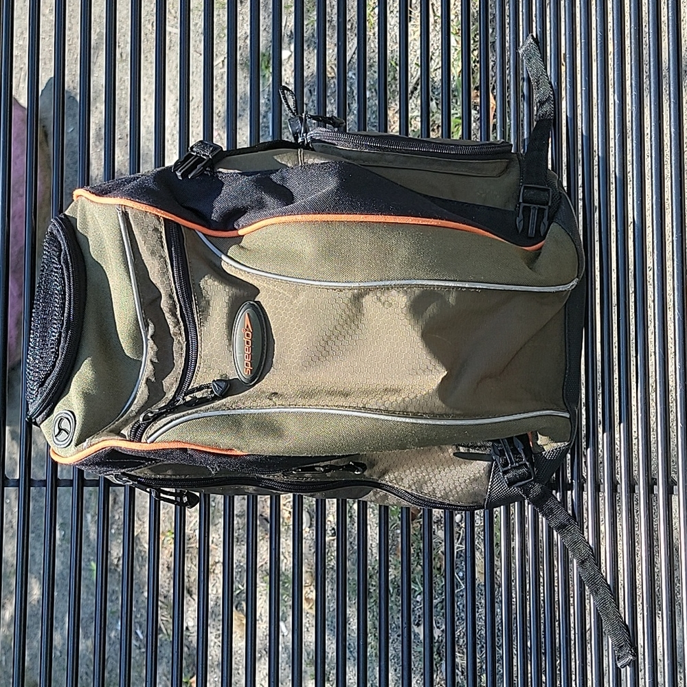 Speedo, army green and black, medium-sized, crossbody, bag